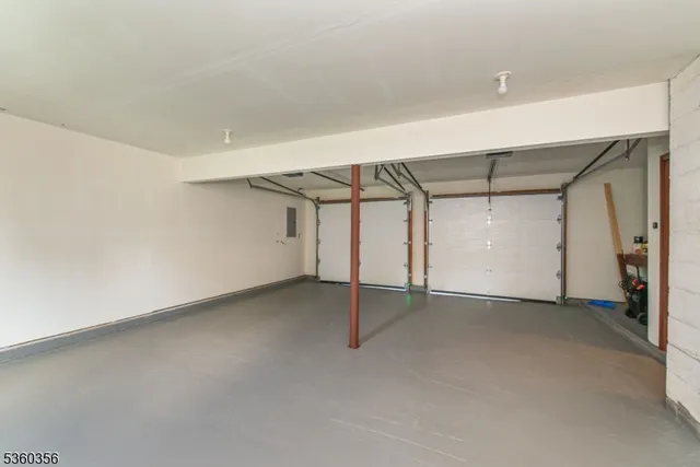 $999,000 | 36 Bellows Lane, Montville, NJ 07082