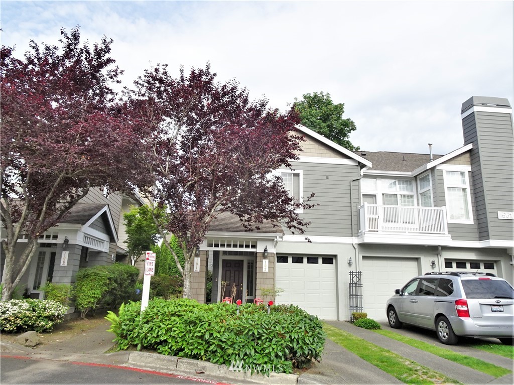 561 Anacortes Court Northeast, Unit 102 Renton, WA 98059 - Photo 1 of 15 Gallery Image 1