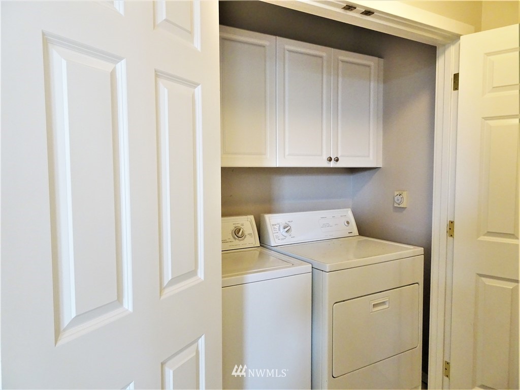 561 Anacortes Court Northeast, Unit 102 Renton, WA 98059 - Photo 15 of 15 Gallery Image 15