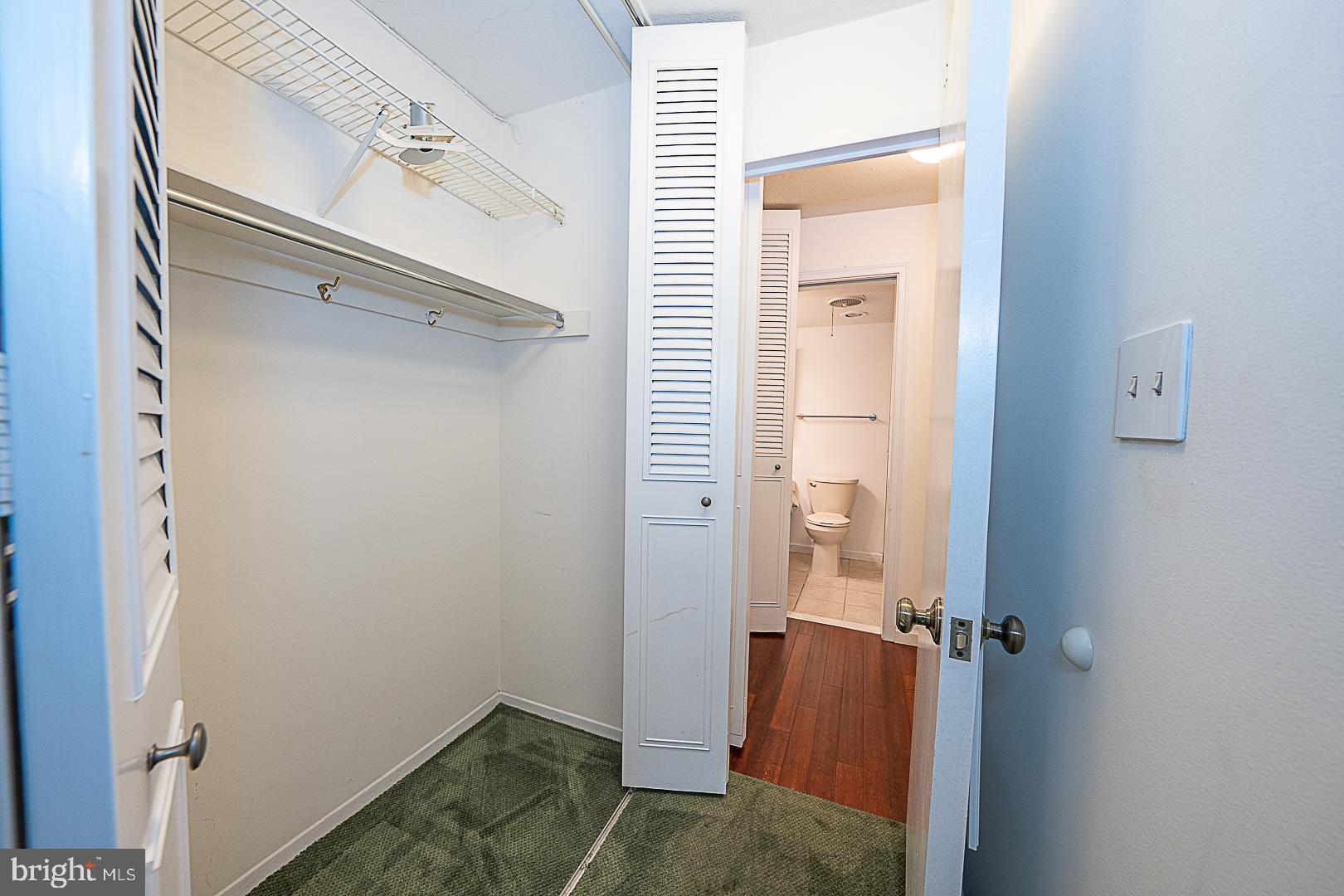 1919 Chestnut Street, Unit 1722 Philadelphia, PA 19103 - Photo 11 of 26