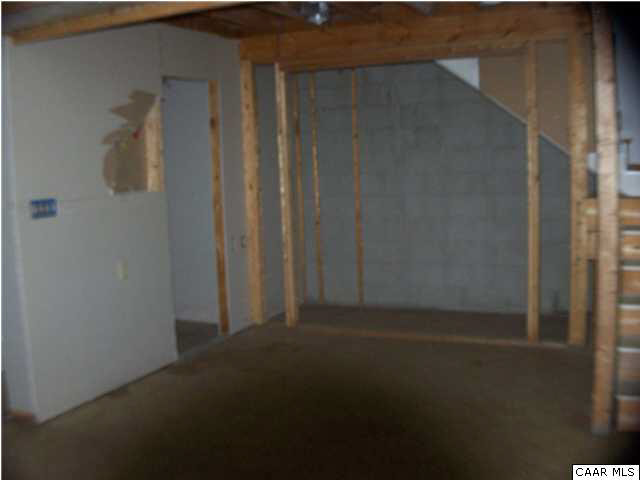 93 Logtrac Road Stanardsville, VA 22973 - Photo 3 of 20 a view of a small space