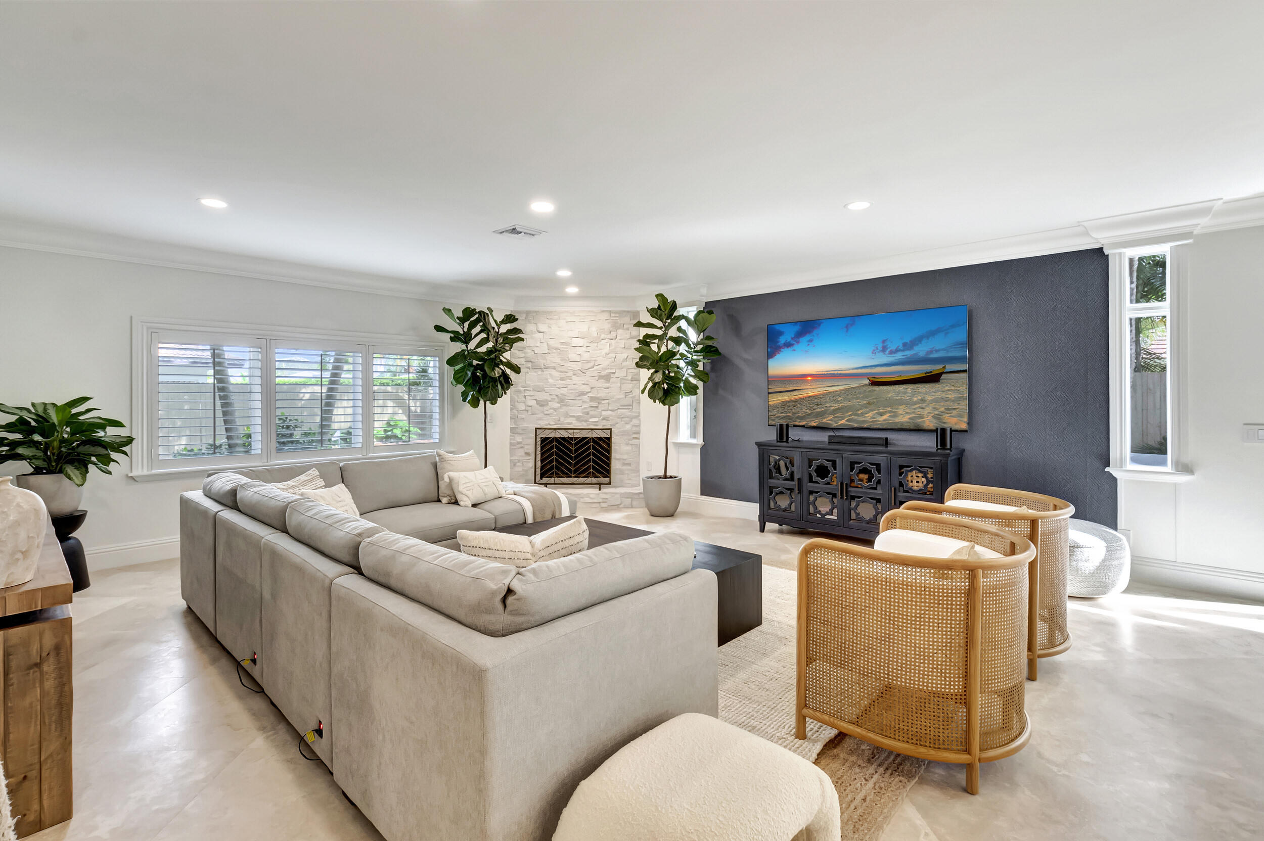 301 Southwest 15th Street Boca Raton, FL 33432 - Photo 25 of 65 Family room