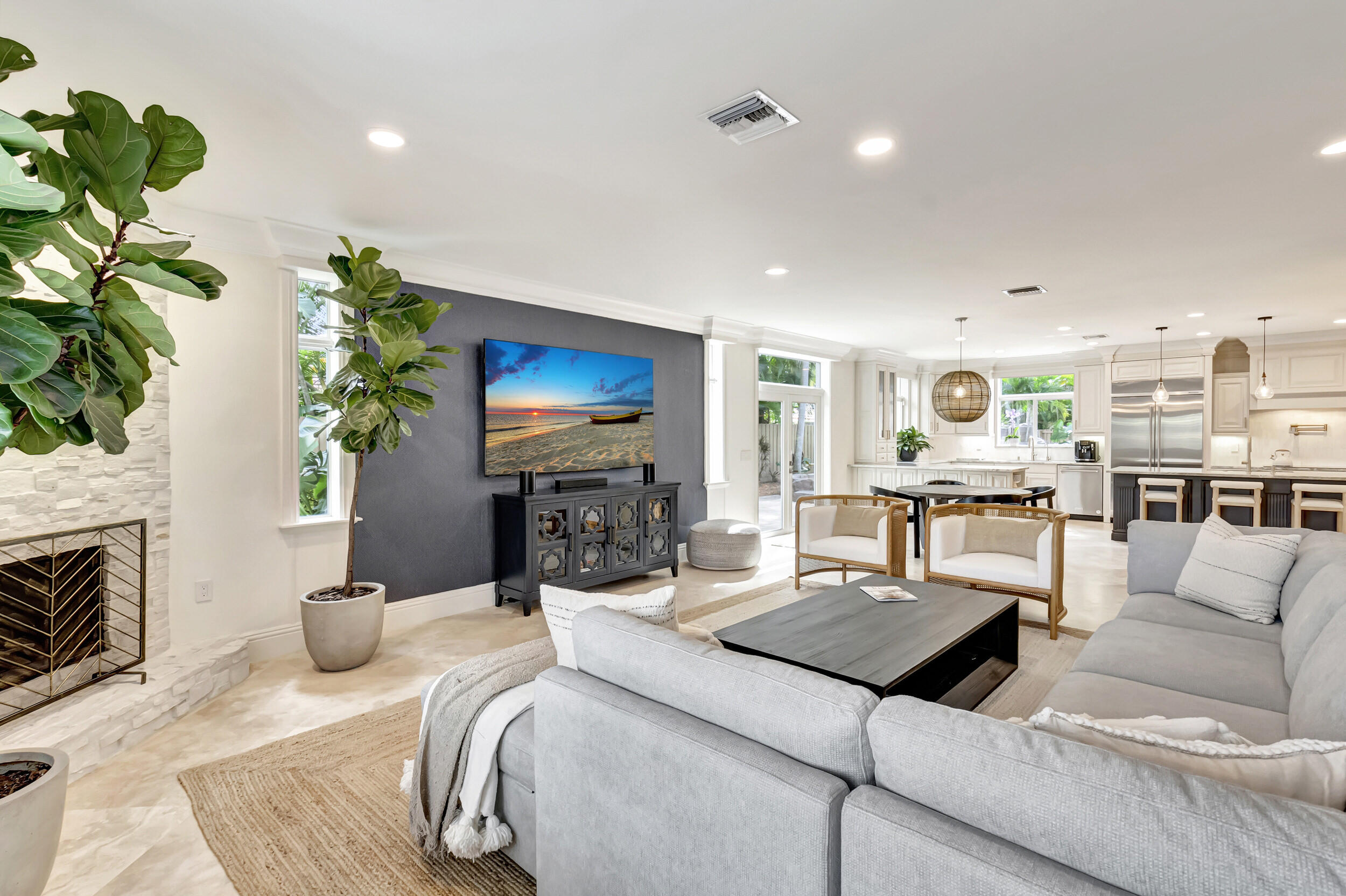 301 Southwest 15th Street Boca Raton, FL 33432 - Photo 26 of 65 Family room