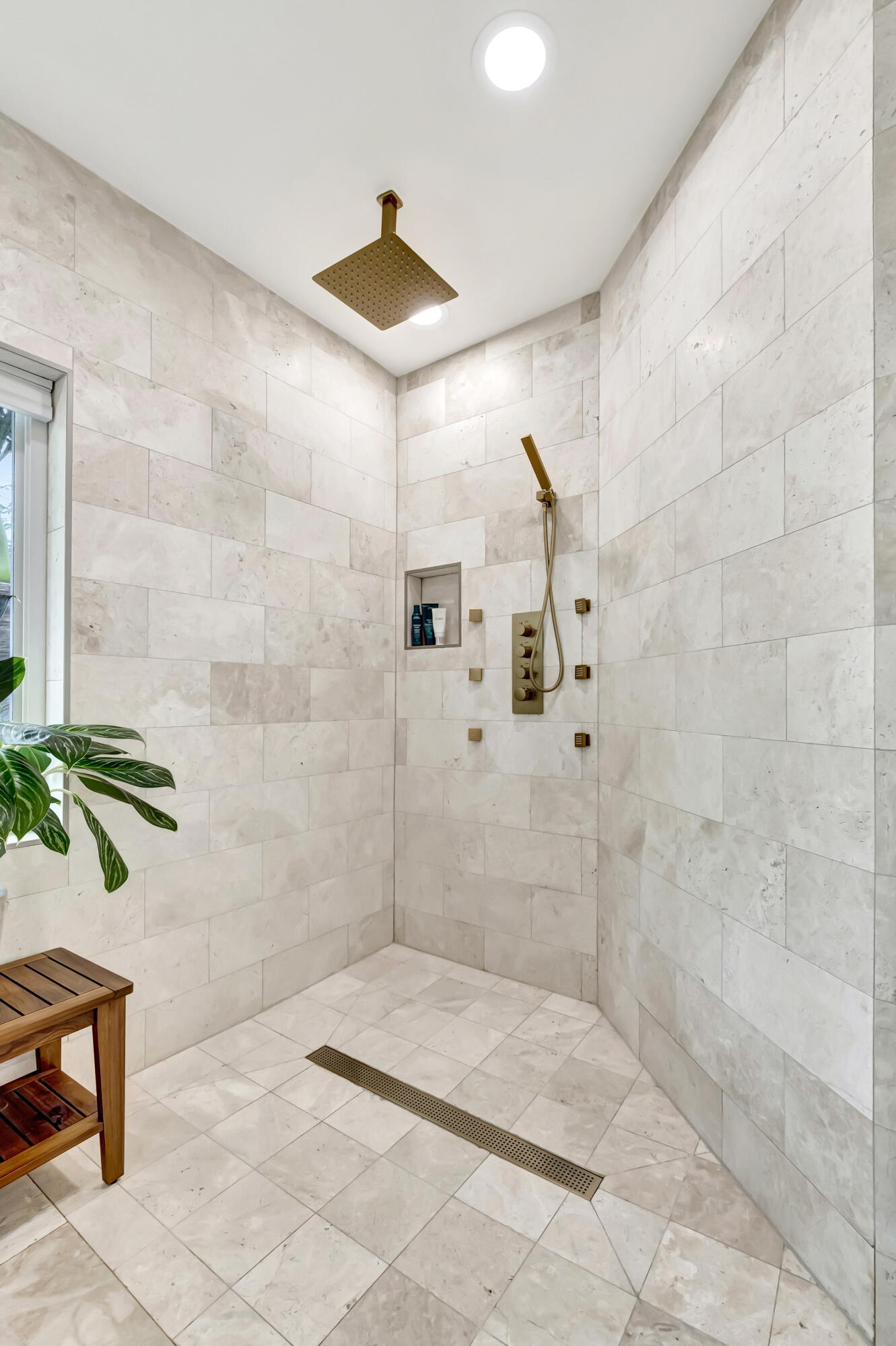 301 Southwest 15th Street Boca Raton, FL 33432 - Photo 41 of 65 Shower