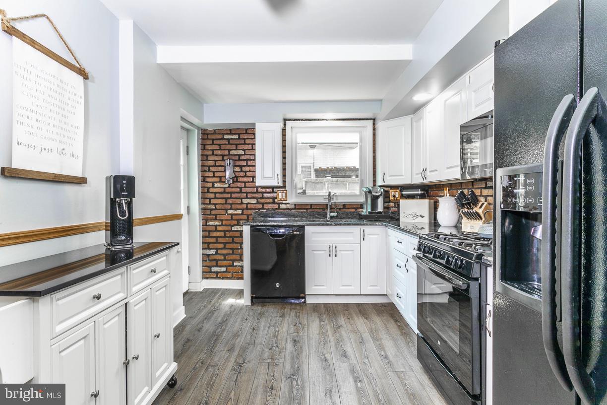 1920 Fitzgerald Street Philadelphia, PA 19145 - Photo 6 of 18