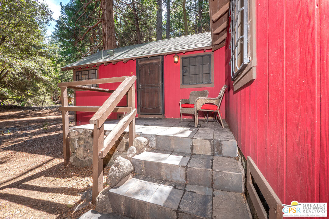 76 7 Oaks Road Angelus Oaks, CA 92305 - Photo 2 of 35