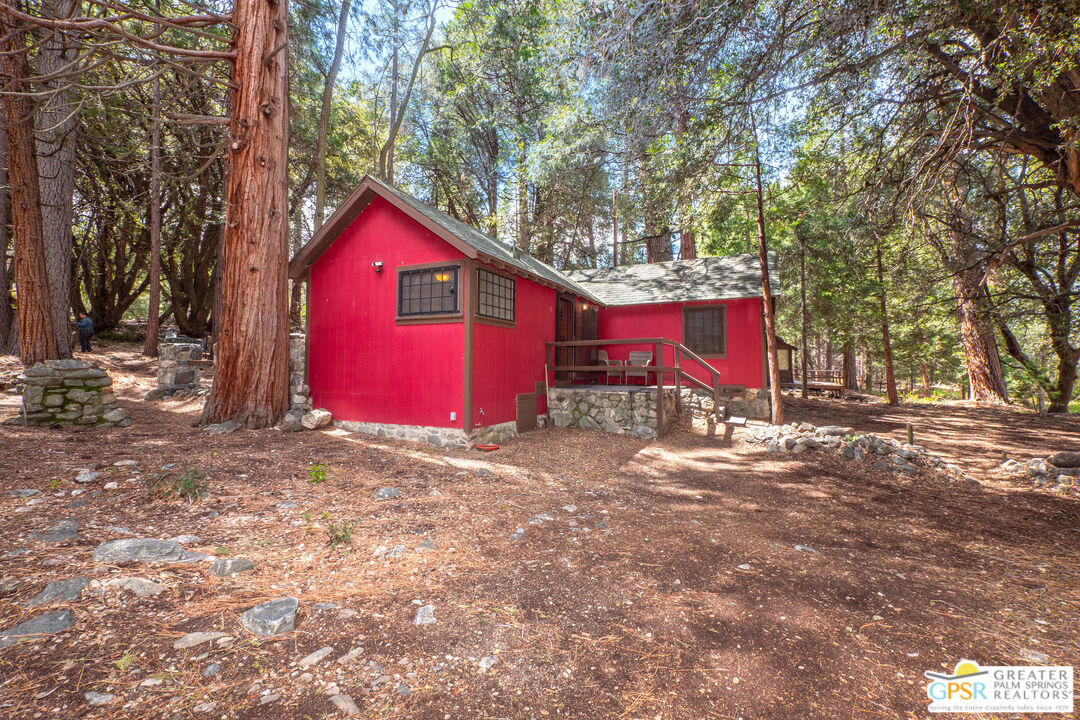 76 7 Oaks Road Angelus Oaks, CA 92305 - Photo 23 of 35