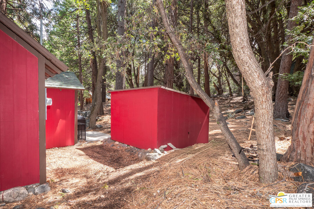 76 7 Oaks Road Angelus Oaks, CA 92305 - Photo 27 of 35