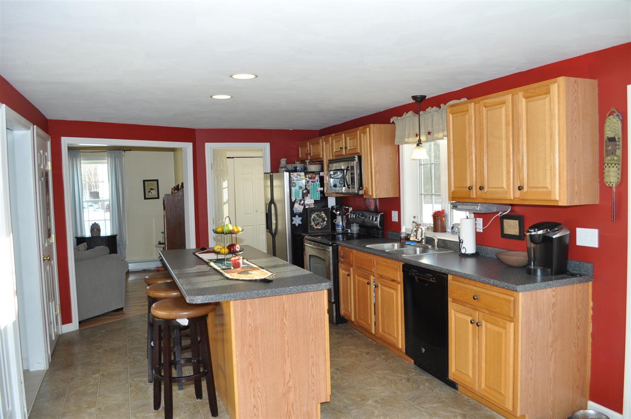 134 Governors Road Rochester, NH 03867 - Photo 8 of 39