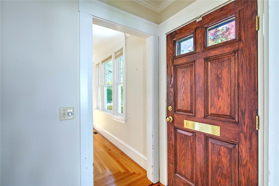 30 Langham Road Providence, RI 02906 - Photo 9 of 39
