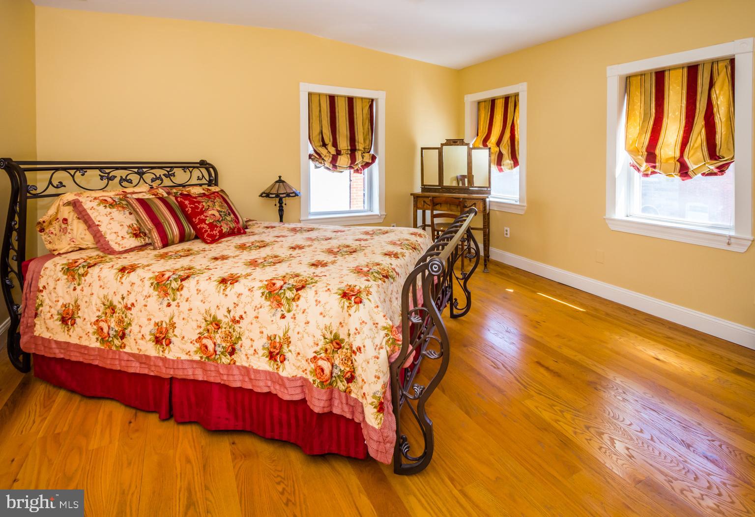 1273 Riverside Avenue Baltimore, MD 21230 - Photo 34 of 54 Spacious room sizes throughout