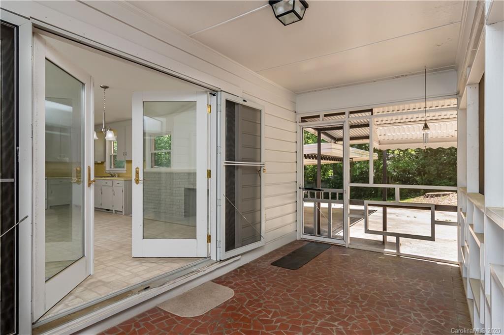 6022 Brookhaven Road, Unit 4 Charlotte, NC 28210 - Photo 22 of 29 Gallery Image 22