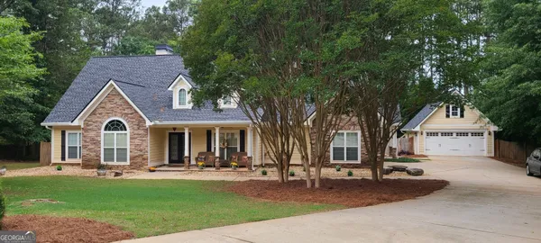 $535,000 | 304 Pembroke Court, McDonough, GA 30252
