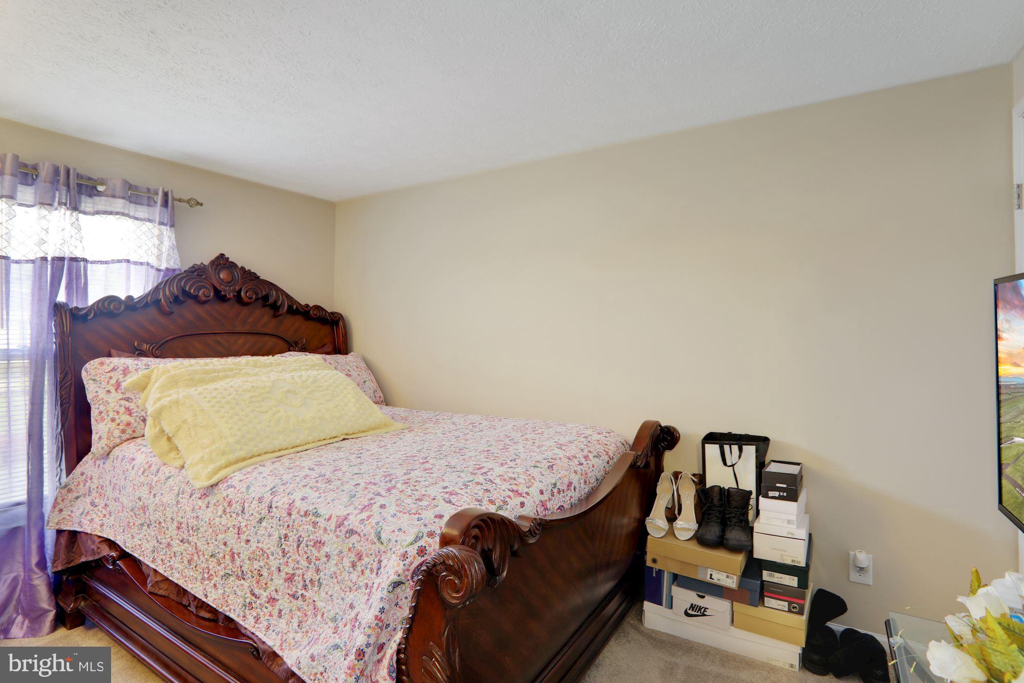 6 Decatur Lane Sicklerville, NJ 08081 - Photo 11 of 23 2nd bedroom