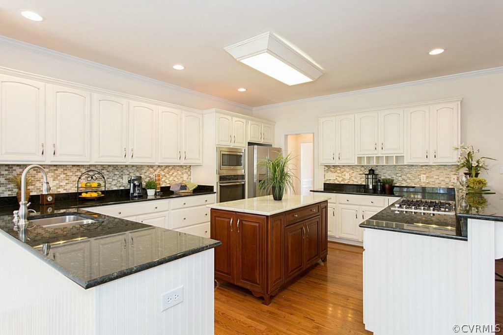 2212 Founders Bridge Road Midlothian, VA 23113 - Photo 2 of 24 Gallery Image 2