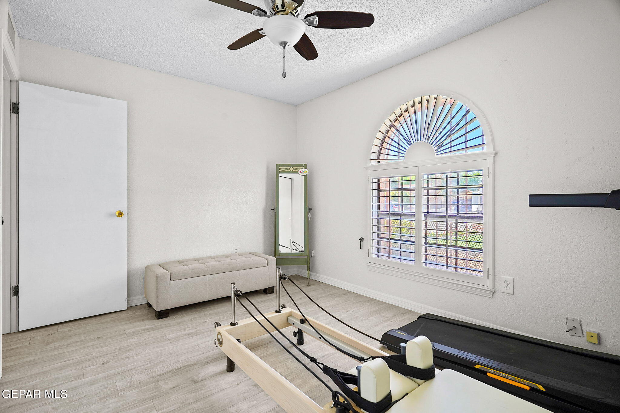 11230 Red Hawk Lane El Paso, TX 79936 - Photo 25 of 40 23-web-or-mls-DSC05668