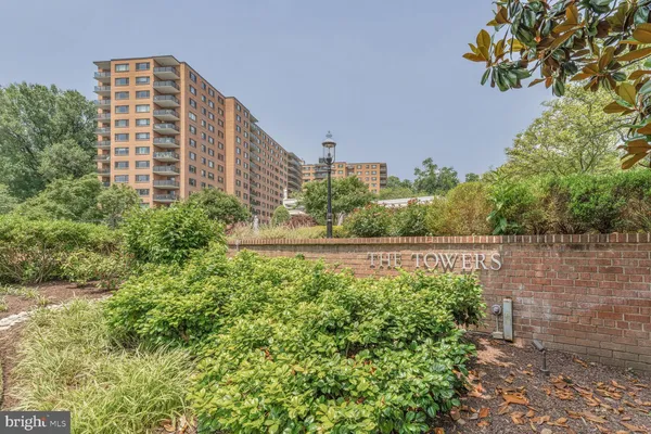 $2,750 | 4201 Cathedral Avenue Northwest, Unit 303E, Washington, DC 20016