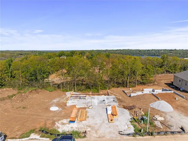 $695,245 | 25054 West 141st Street, Olathe, KS 66061