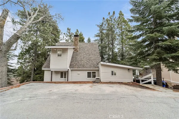 $449,900 | 27638 Oak Knoll Drive, Lake Arrowhead, CA 92385