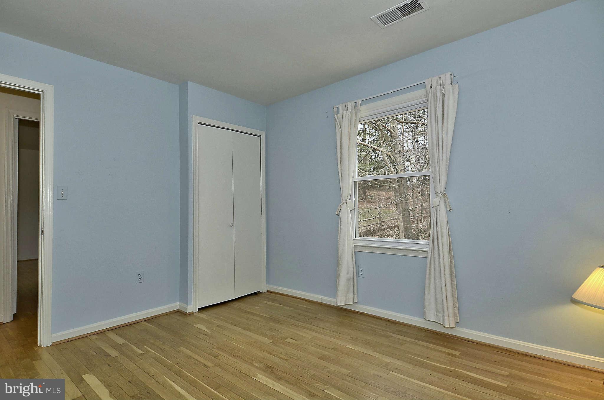 1815 Cranberry Lane Reston, VA 20191 - Photo 16 of 28 Bedroom