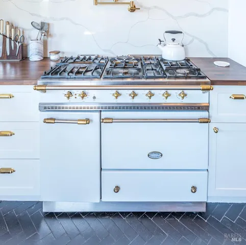 $920,000 | 705 Georgia Street, Vallejo, CA 94590