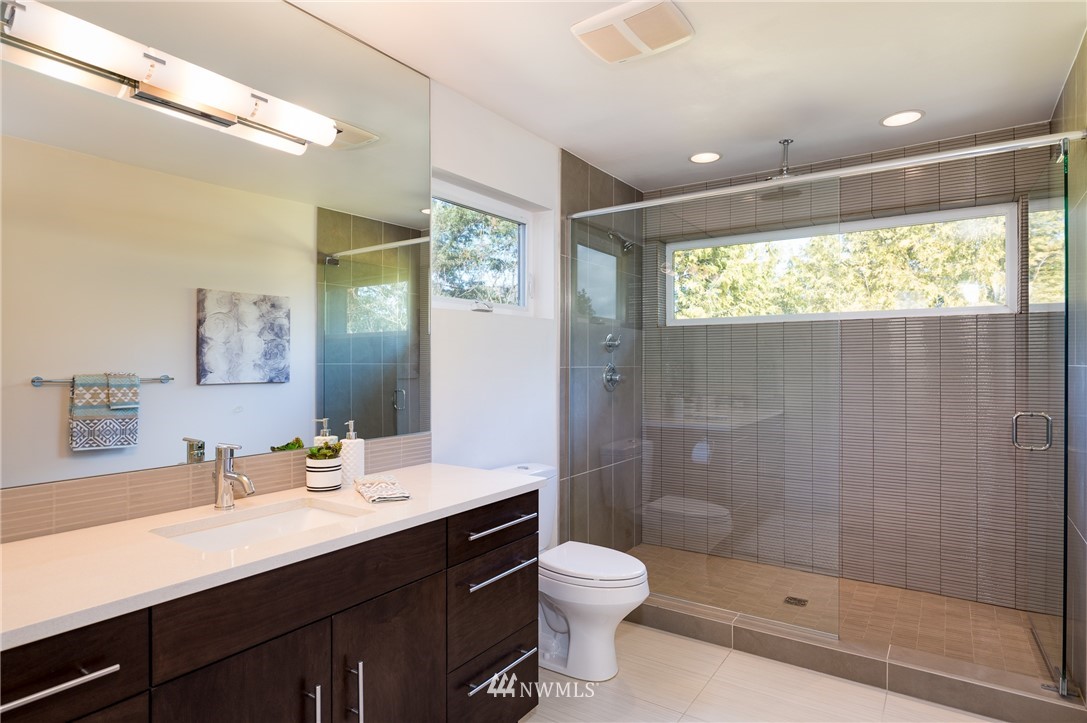 136 North 78th Street Seattle, WA 98103 - Photo 21 of 29 Gallery Image 21