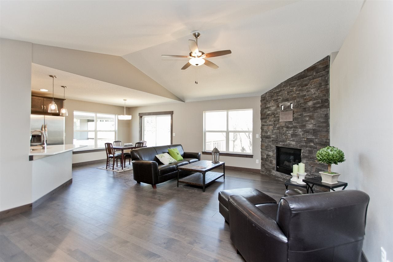 5322 Ruhd Street Southwest Cedar Rapids, IA 52404 - Photo 7 of 25 Gallery Image 7