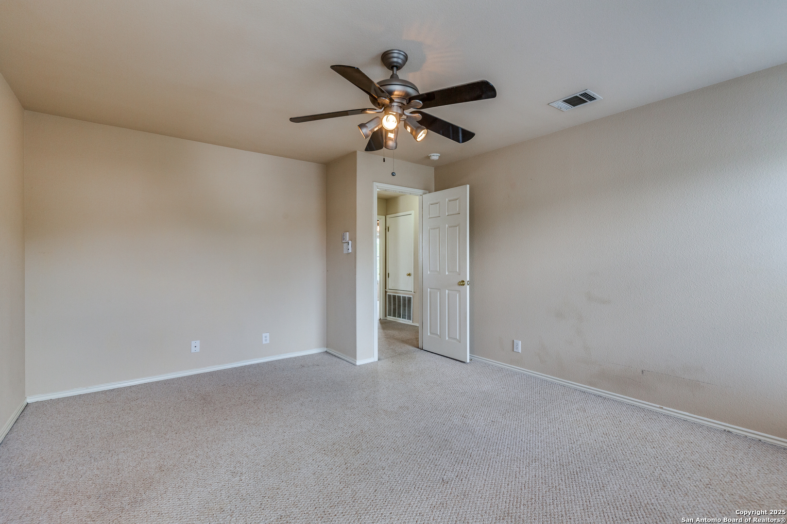 9007 Burnt Peak Helotes, TX 78023 - Photo 15 of 24