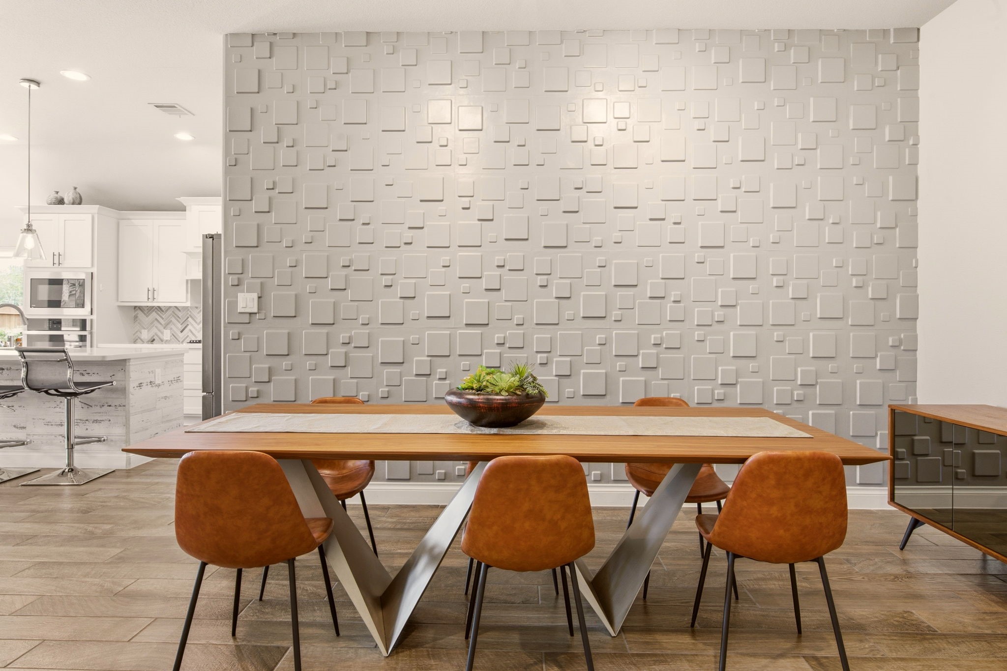 4359 Croft Creek Drive Spring, TX 77386 - Photo 10 of 46 a table with chairs and a potted plant