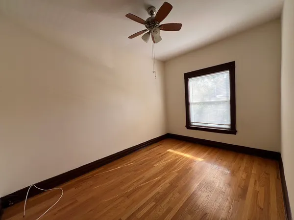 $1,750 | 1336 West Farwell Avenue, Unit 2E, Chicago, IL 60626