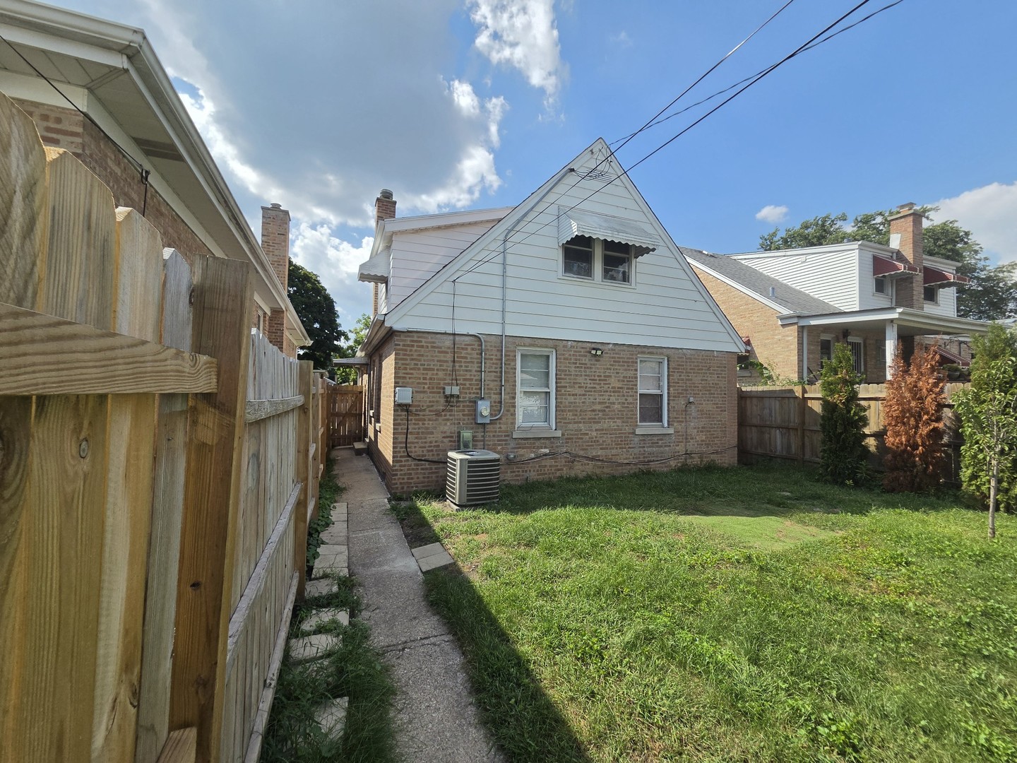 2339 Northgate Avenue Riverside, IL 60546 - Photo 5 of 18 Gallery Image 5