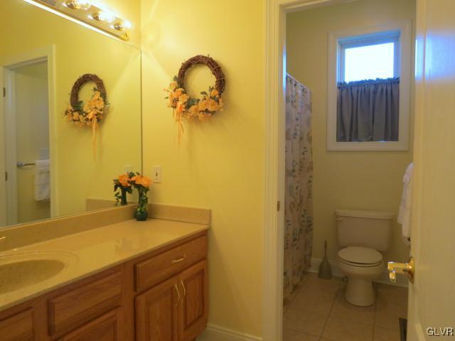 4862 Lanark Road Center Valley, PA 18034 - Photo 20 of 26 Guest Bathroom