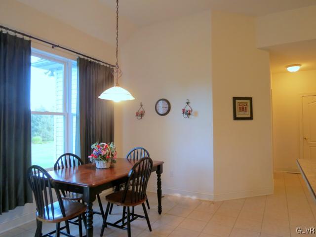 4862 Lanark Road Center Valley, PA 18034 - Photo 7 of 26 Breakfast Nook