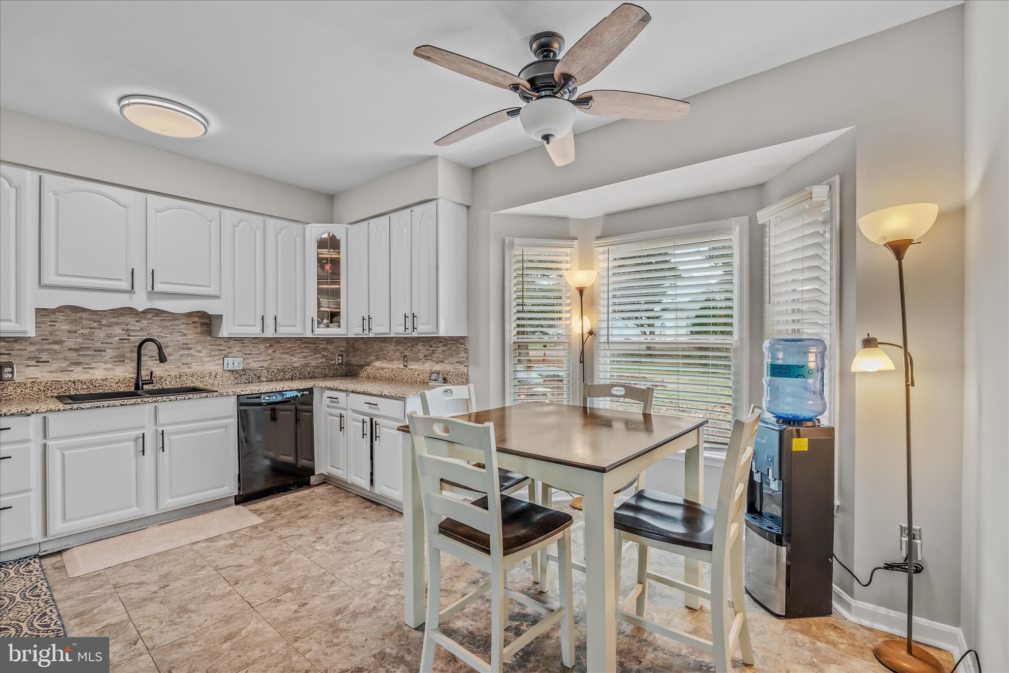 346 Deer Ridge Drive Harpers Ferry, WV 25425 - Photo 12 of 59 Breakfast Nook