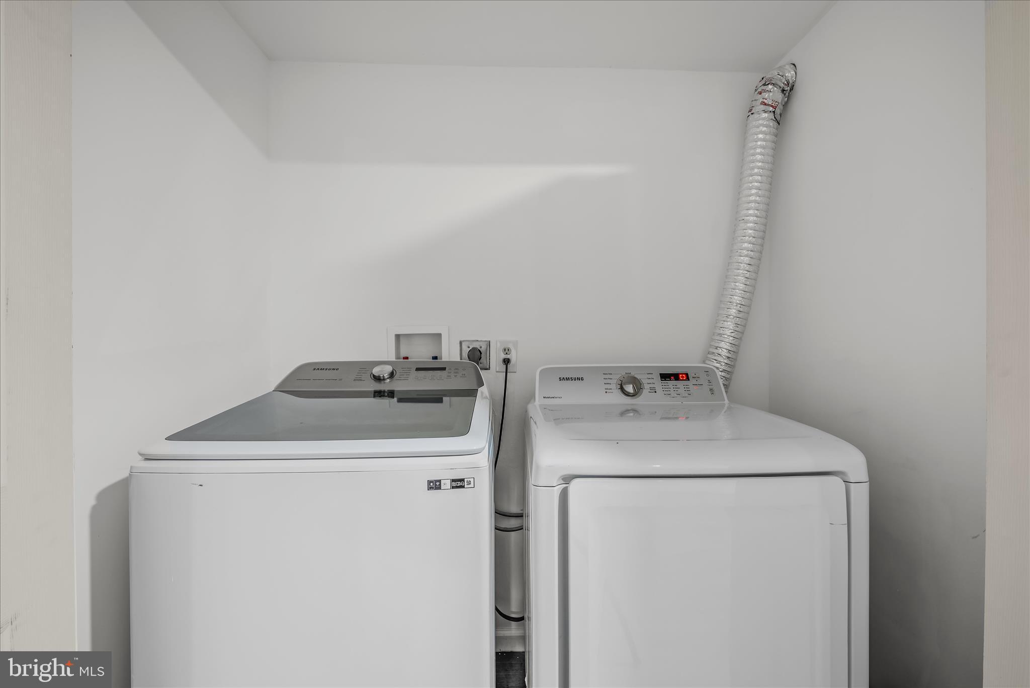 346 Deer Ridge Drive Harpers Ferry, WV 25425 - Photo 33 of 59 Laundry Area