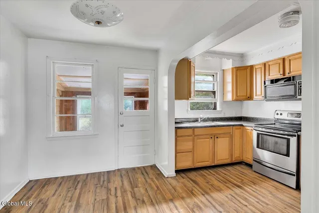 $219,000 | 211 Shaker Road, Albany, NY 12211