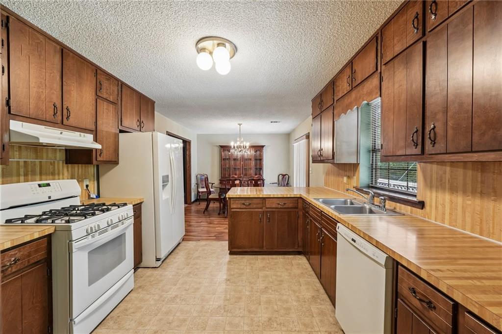 16055 South Thompson Road Milton, GA 30004 - Photo 13 of 47 Gallery Image 13
