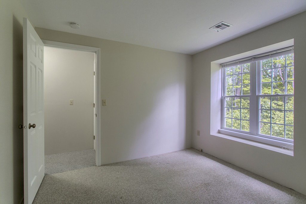 507 Ridgefield Circle, Unit D Clinton, MA 01510 - Photo 17 of 30 Gallery Image 17