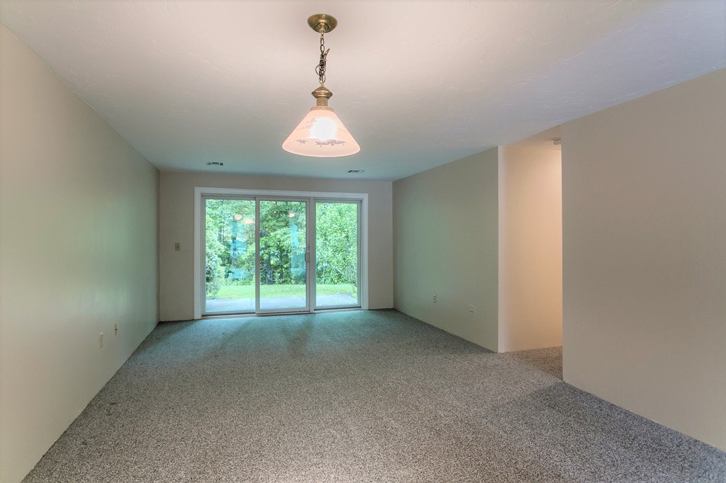 507 Ridgefield Circle, Unit D Clinton, MA 01510 - Photo 7 of 30 Gallery Image 7