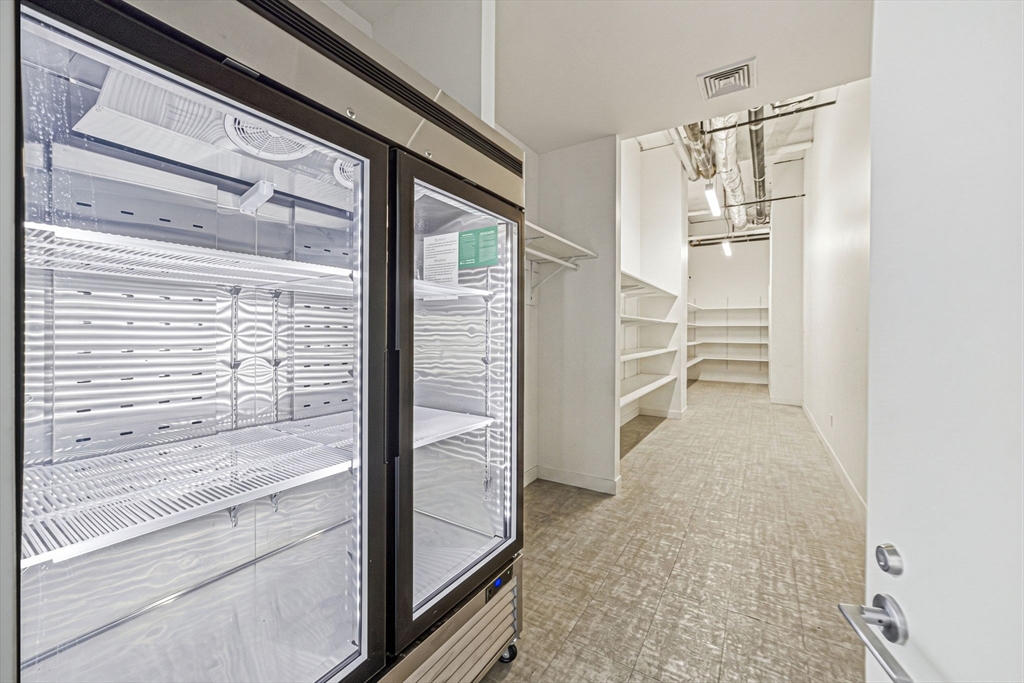 191 Washington Street, Unit 711 Boston, MA 02135 - Photo 13 of 39