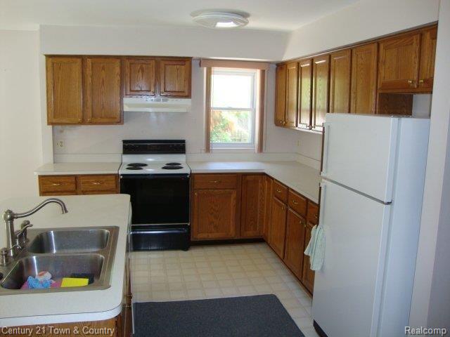 324 East Tienken Road Rochester, MI 48306 - Photo 4 of 23 DSC00625