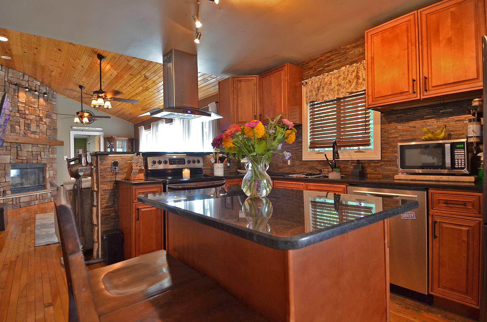 2580 East 1251st Road Ottawa, IL 61350 - Photo 14 of 40 Gallery Image 14