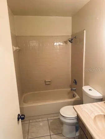 $1,200 | 7132 Waterside Drive, Unit 31, Tampa, FL 33617