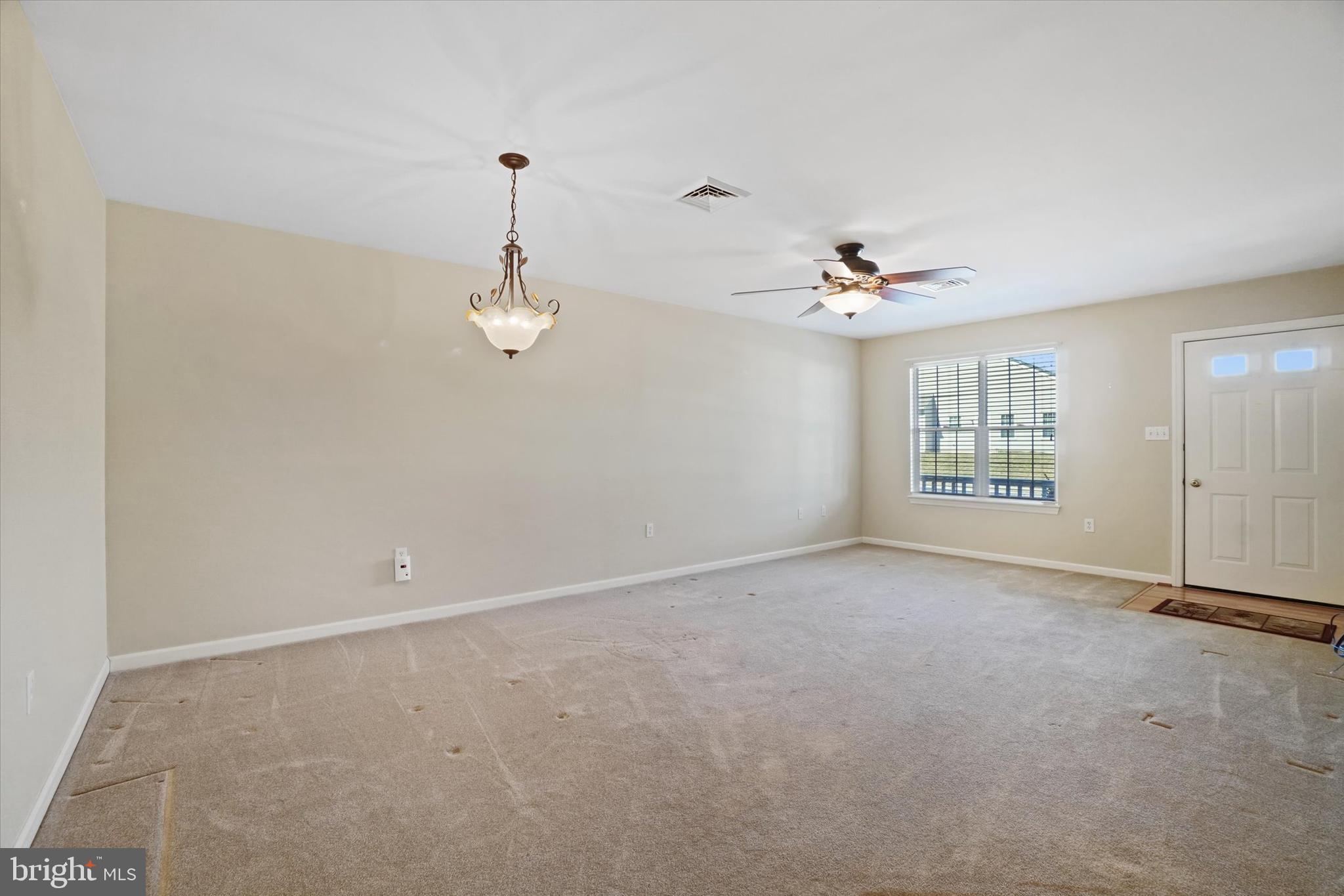 670 Kyle Road York, PA 17404 - Photo 5 of 29 Gallery Image 5