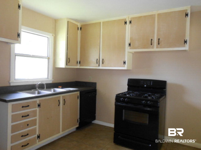 3909 Prima Vera Lane Mobile, AL 36605 - Photo 5 of 12