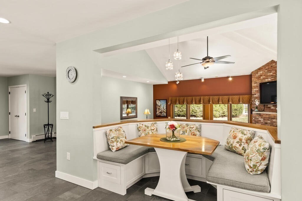 18 Appleton Lane Boxford, MA 01921 - Photo 11 of 42 a living room with furniture and a chandelier