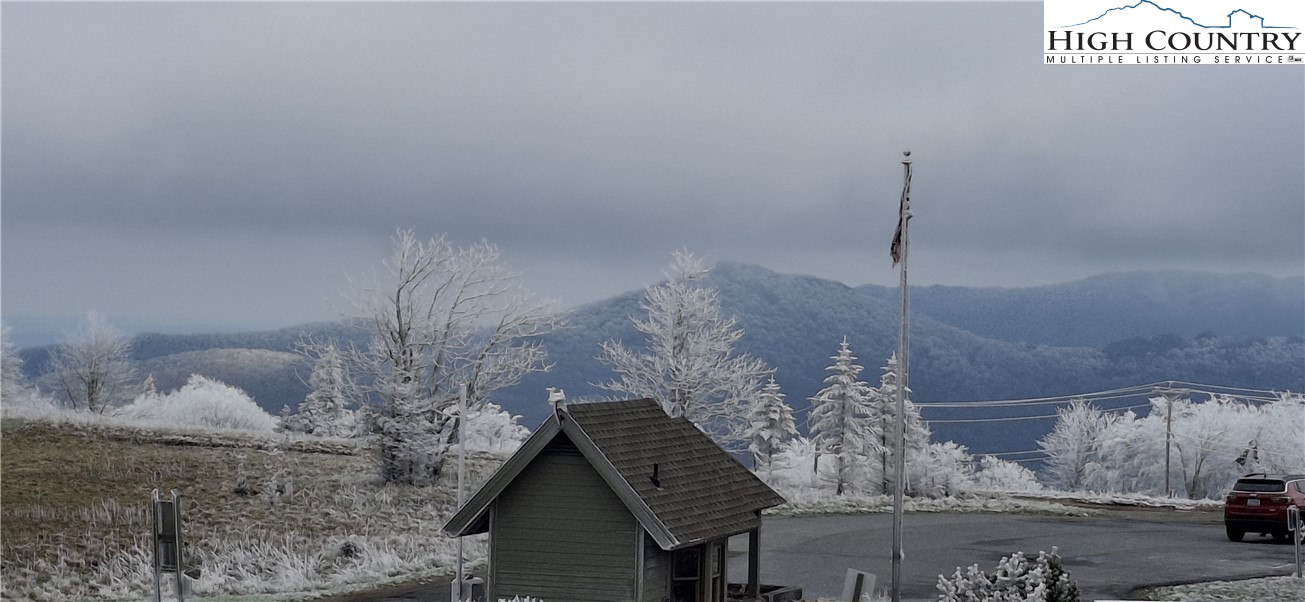 301 Pinnacle Inn Road, Unit 4303 Beech Mountain, NC 28604 - Photo 21 of 37