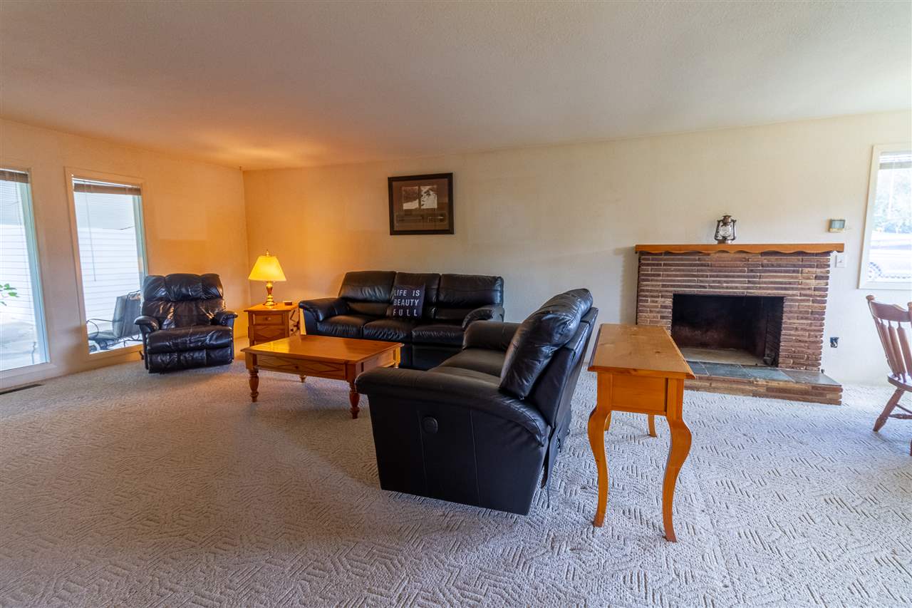 19201 North Yale Road Colbert, WA 99005 - Photo 5 of 20