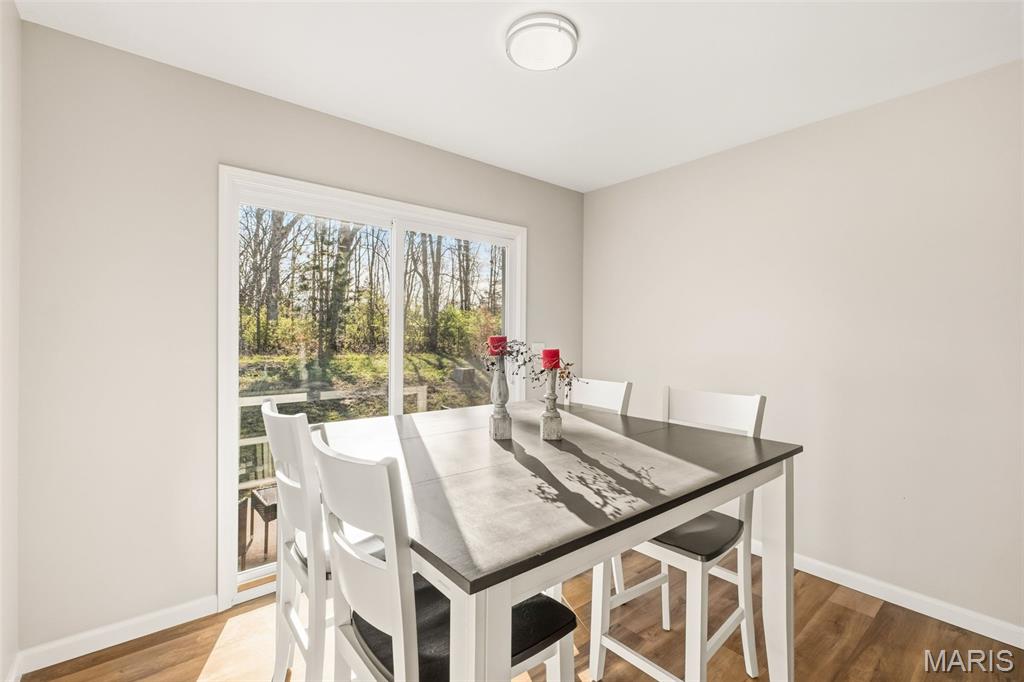 30 Round Table Court Winfield, MO 63389 - Photo 11 of 55