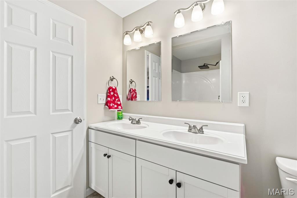 30 Round Table Court Winfield, MO 63389 - Photo 31 of 55